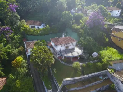 Casa com 1 Quarto à venda, 900m² no Mosela, Petrópolis
