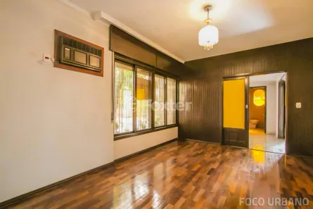 Casa com 4 Quartos à venda, 306m² no Santo Antônio, Porto Alegre