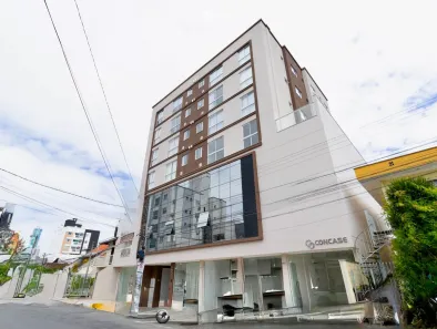 Sala Comercial com 2 Quartos para alugar, 58m² no Nações, Balneário Camboriú