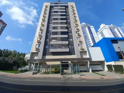 Apartamento com 3 Quartos para alugar, 70m² no Comerciário, Criciúma