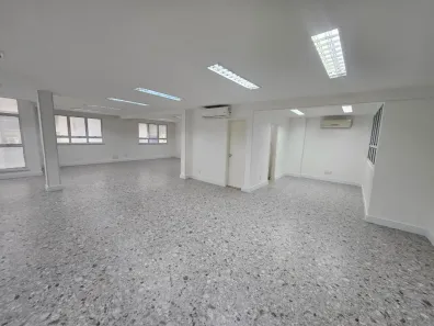 Sala Comercial para alugar, 110m² no República, São Paulo