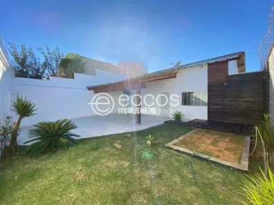 Casa com 3 Quartos à venda, 186m² no Jardim Inconfidência, Uberlândia
