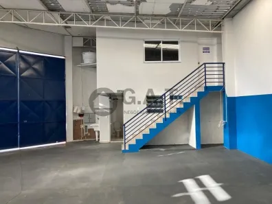 Galpão/Depósito/Armazém para alugar, 230m² no Jardim Bertanha, Sorocaba