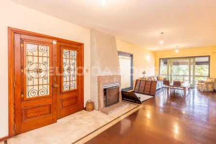 Casa com 2 Quartos à venda, 290m² no Sumaré, São Paulo