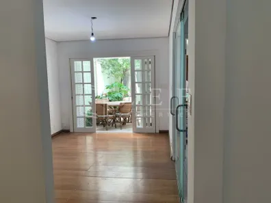 Casa com 3 Quartos à venda, 230m² no Jardim Paulistano, São Paulo