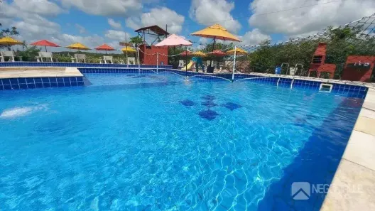 Fazenda/Sítio com 4 Quartos para alugar, 160000m² no , Queimadas