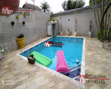 Sobrado com 4 Quartos à venda, 260m² no Parque Turistico, Peruíbe