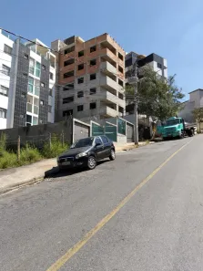 Lote/Terreno à venda, 580m² no Cabral, Contagem
