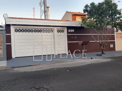 Casa com 3 Quartos à venda, 131m² no Jardim Cavallari, Marília