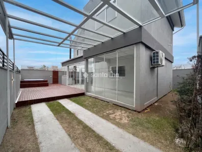 Casa com 3 Quartos para alugar, 187m² no Campeche, Florianópolis