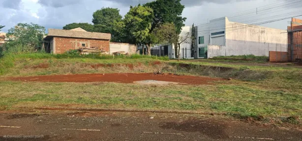 à venda, 367m² no Jardim Rebouças, Maringá