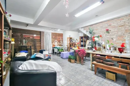 Casa com 1 Quarto à venda, 180m² no São João, Porto Alegre