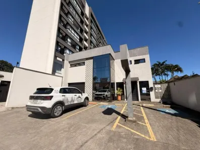 Sala Comercial para alugar, 108m² no Saguaçu, Joinville
