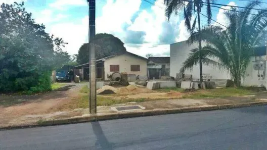 Casa com 3 Quartos à venda, 90m² no Presidente Roosevelt, Uberlândia