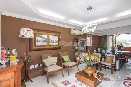 Casa de Condomínio com 3 Quartos à venda, 382m² no Cristal, Porto Alegre