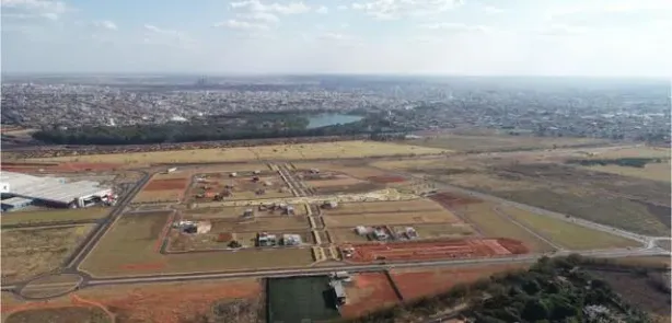 Lote/Terreno à venda, 400m² no Grand Ville, Uberlândia