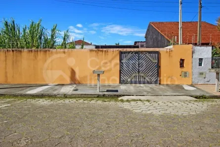 Lote/Terreno à venda, 239m² no Parque Balneario Oasis, Peruíbe