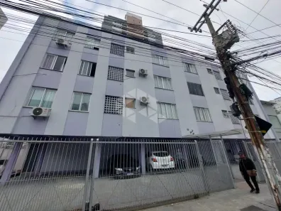 Apartamento com 2 Quartos para alugar, 58m² no Kobrasol, São José