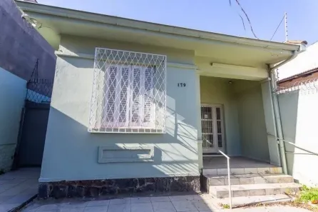 Casa com 3 Quartos à venda, 150m² no Azenha, Porto Alegre