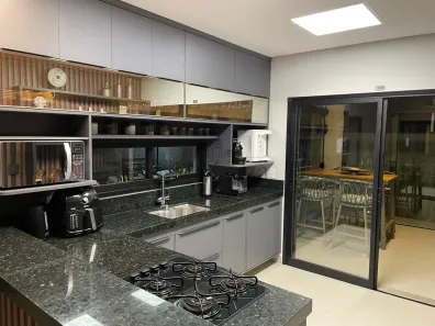 Casa de Condomínio com 4 Quartos à venda, 270m² no Loteamento Floresta, São José dos Campos
