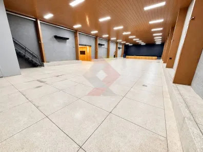 Galpão/Depósito/Armazém à venda, 600m² no Jardim da Luz, Goiânia