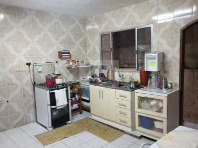 Casa com 2 Quartos à venda, 115m² no Jardim Las Vegas, Santo André