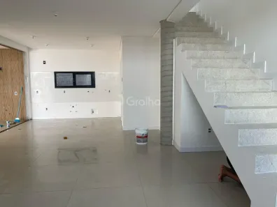 Casa de Condomínio com 3 Quartos à venda, 230m² no Cacupé, Florianópolis