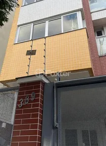 Apartamento com 2 Quartos à venda, 67m² no Jardim do Salso, Porto Alegre
