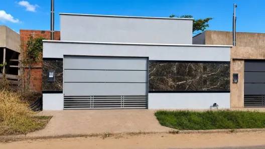 Casa com 2 Quartos à venda, 200m² no Floresta Sul, Rio Branco