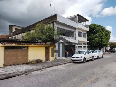 Casa com 3 Quartos à venda, 266m² no Engenho do Meio, Recife