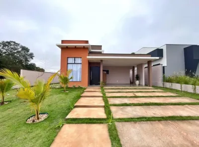Casa de Condomínio com 3 Quartos à venda, 164m² no Ninho Verde 2, Pardinho