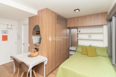 Apartamento com 1 Quarto para alugar, 30m² no Farroupilha, Porto Alegre