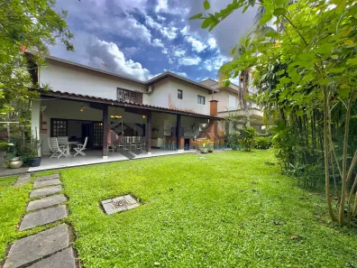 Casa com 6 Quartos à venda, 475m² no Enseada, Guarujá