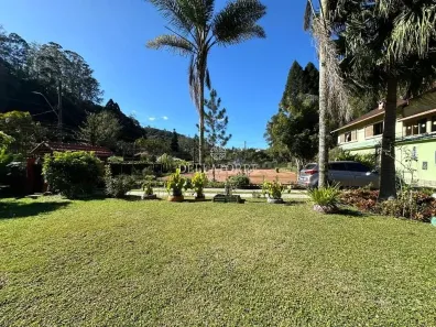 Casa com 5 Quartos à venda, 418m² no Pimenteiras, Teresópolis