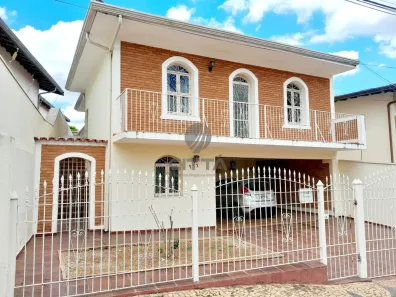 Sobrado com 3 Quartos à venda, 389m² no Vila Nogueira, Campinas