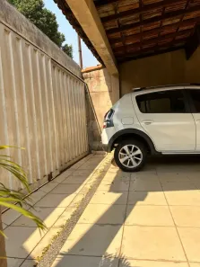 Casa com 4 Quartos à venda, 166m² no Santa Mônica, Uberlândia