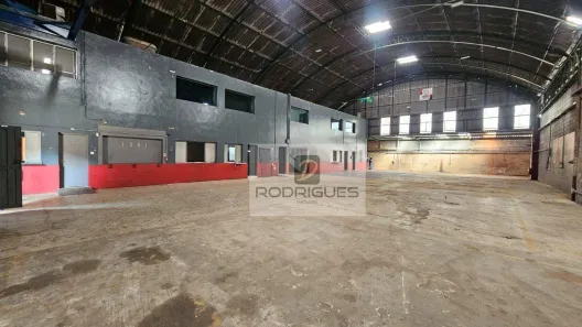 Galpão/Depósito/Armazém para alugar, 1000m² no Paulicéia, São Bernardo do Campo