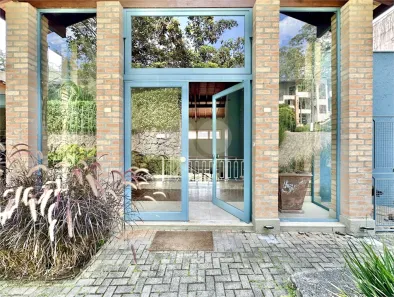 Casa de Condomínio com 4 Quartos à venda, 457m² no Jardim Indaiá, Embu das Artes