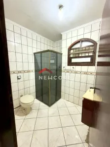 Sobrado com 3 Quartos à venda, 315m² no Vila Vitória, Santo André