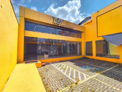 Ponto Comercial para alugar, 380m² no Santa Lúcia, Vitória