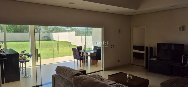Casa de Condomínio com 4 Quartos para venda ou aluguel, 297m² no Jardim Tarobá, Cambé