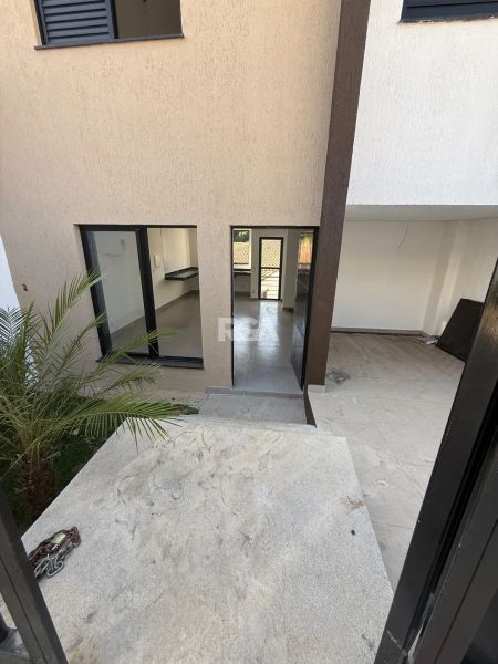 Casa com 3 quartos — Santa Amélia, Belo Horizonte