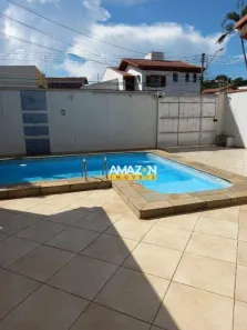 Sobrado com 4 Quartos à venda, 213m² no Nova Guará, Guaratinguetá