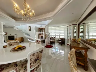Casa com 4 Quartos para alugar, 295m² no Centro, Florianópolis