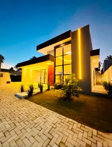 Casa de Condomínio com 3 Quartos à venda, 150m² no Cajupiranga, Parnamirim