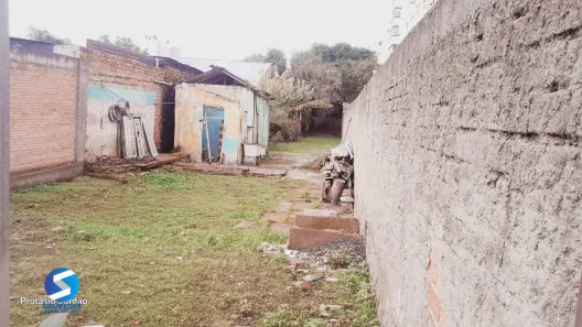 Lote/Terreno à venda, 342m² no Rio Branco, Porto Alegre