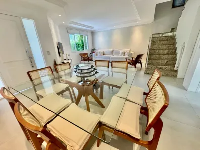 Casa de Condomínio com 4 Quartos à venda, 240m² no Vargem Pequena, Rio de Janeiro