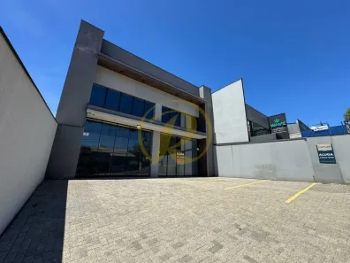 Imóvel Comercial para alugar, 262m² no Kennedy, Londrina