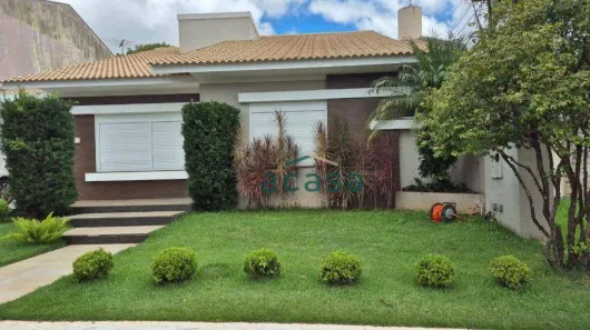 Casa de Condomínio com 4 Quartos à venda, 231m² no Parque Verde, Cascavel