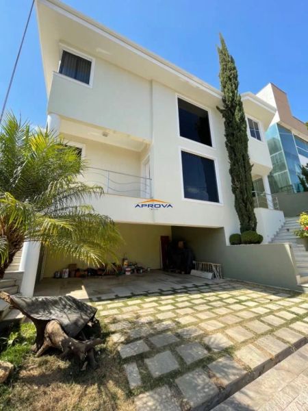 Casa em condomínio com 4 quartos — Paquetá, Belo Horizonte